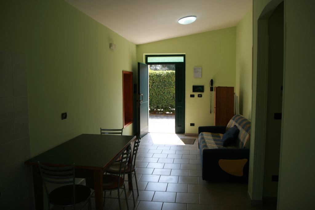 Villaggio Turistico Malibuu Manduria Zimmer foto